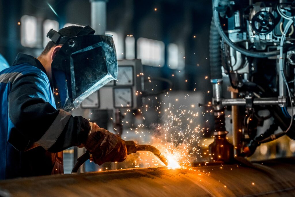 Image of a metal fabricator working for EE Smith Contracts ltd