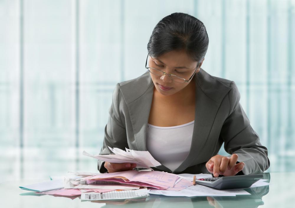 Image of an auditor working 
