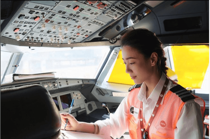 Image of a flight operations manager which is a visa sponsorship job in Malta working