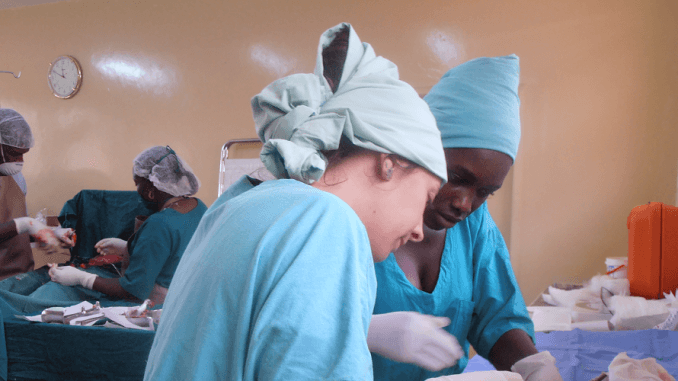 Image volunteers working in a hospital